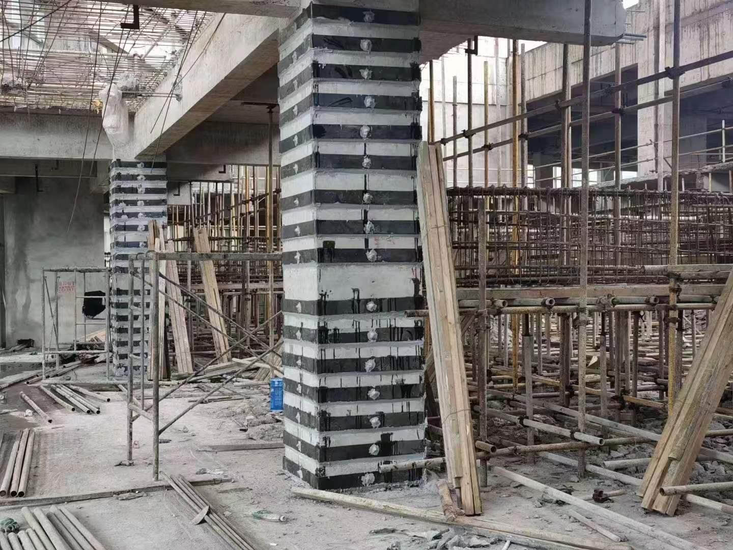 百色柱子包钢加固施工方案